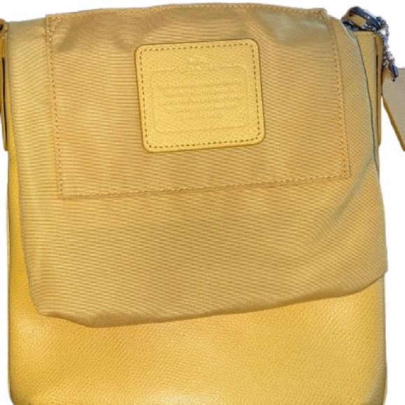 Coach crossbody bag Bright gold/yellow - Picture 3 of 7